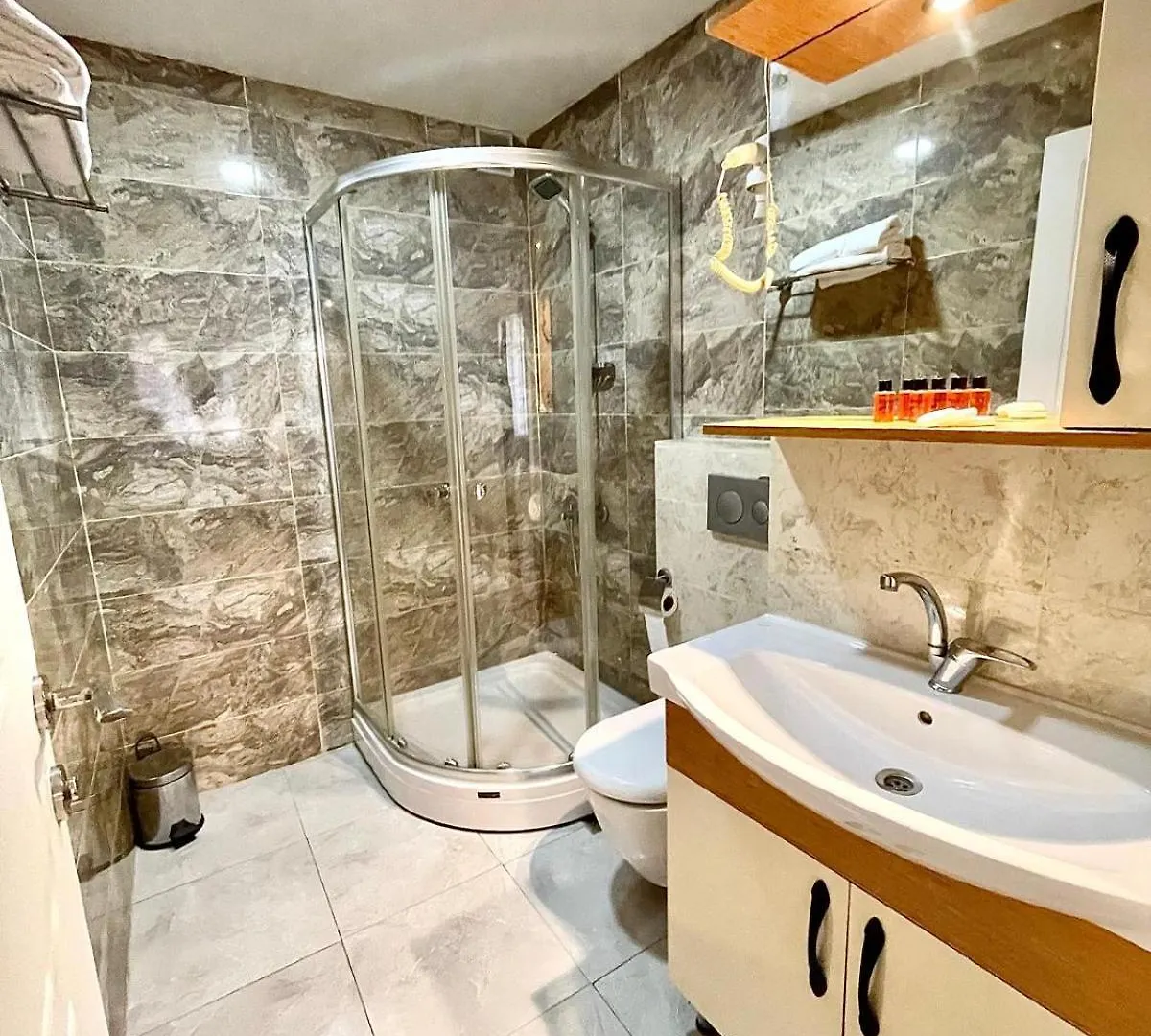 Comfort Nevvaz Suit Taksim Otel İstanbul