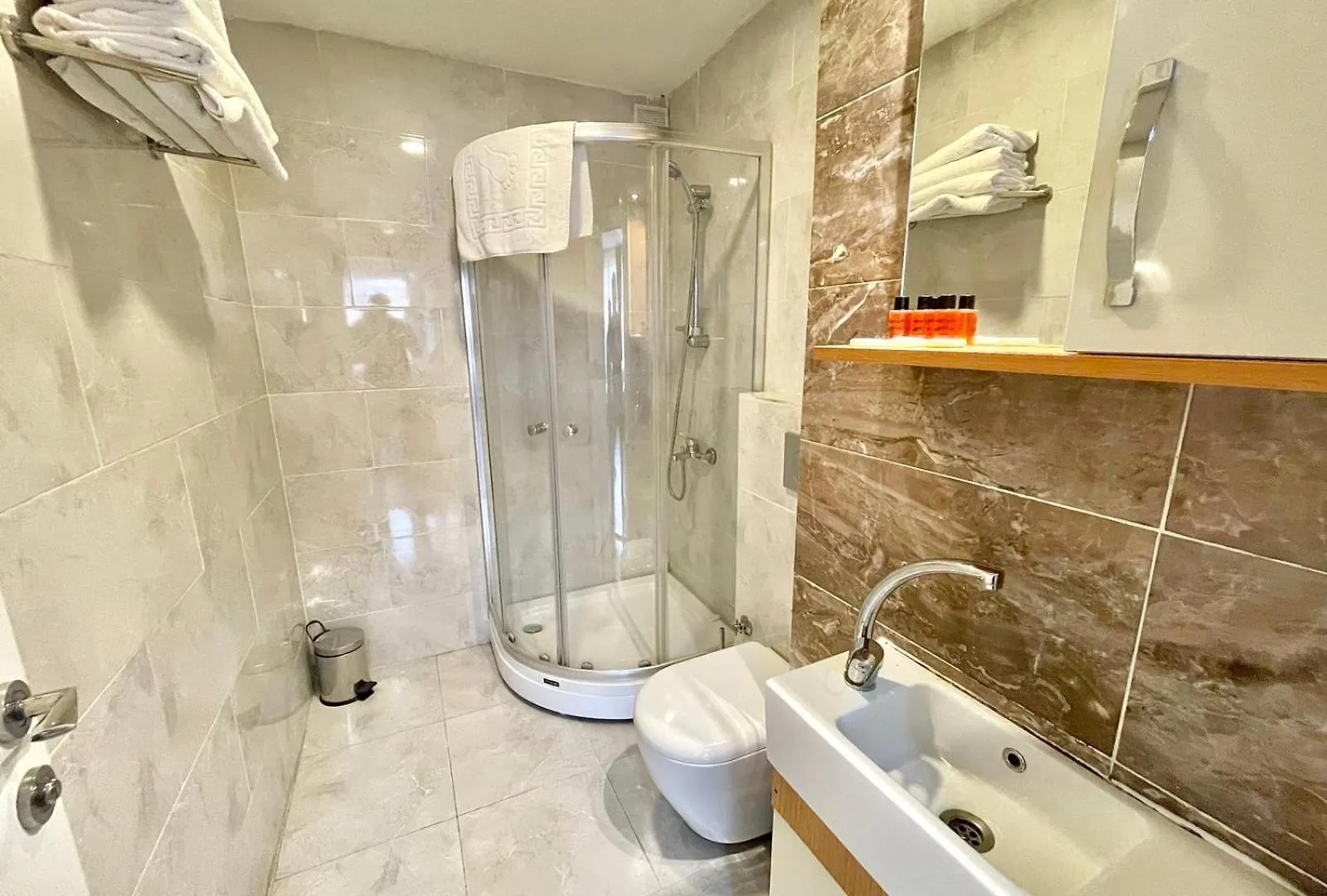 ***  Comfort Nevvaz Suit Taksim Otel İstanbul Türkiye